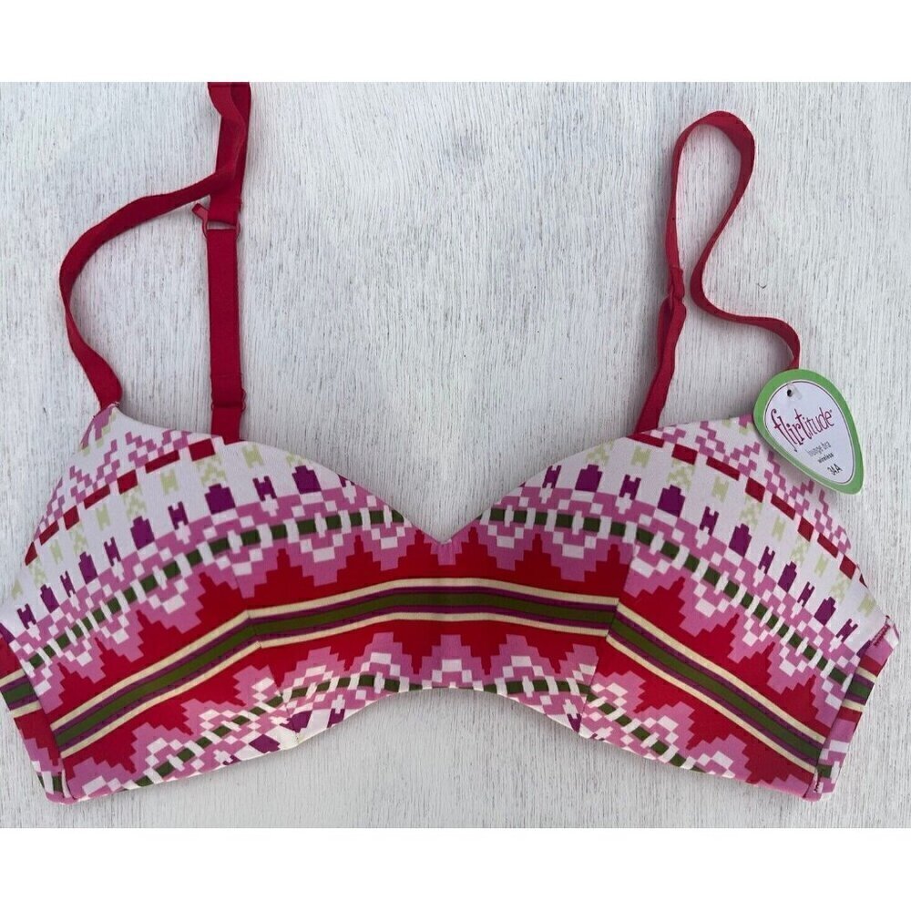Flirtitude Snow Fair Isle My Fave Lounge Wireless Bra Size 34A